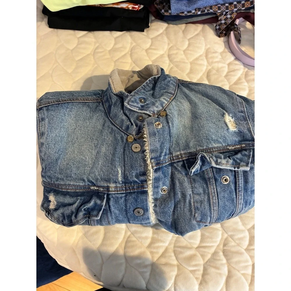 Abercrombie & Fitch‎ Denim Trucker Jacket Sherpa Lined Distressed Boho Casual XL